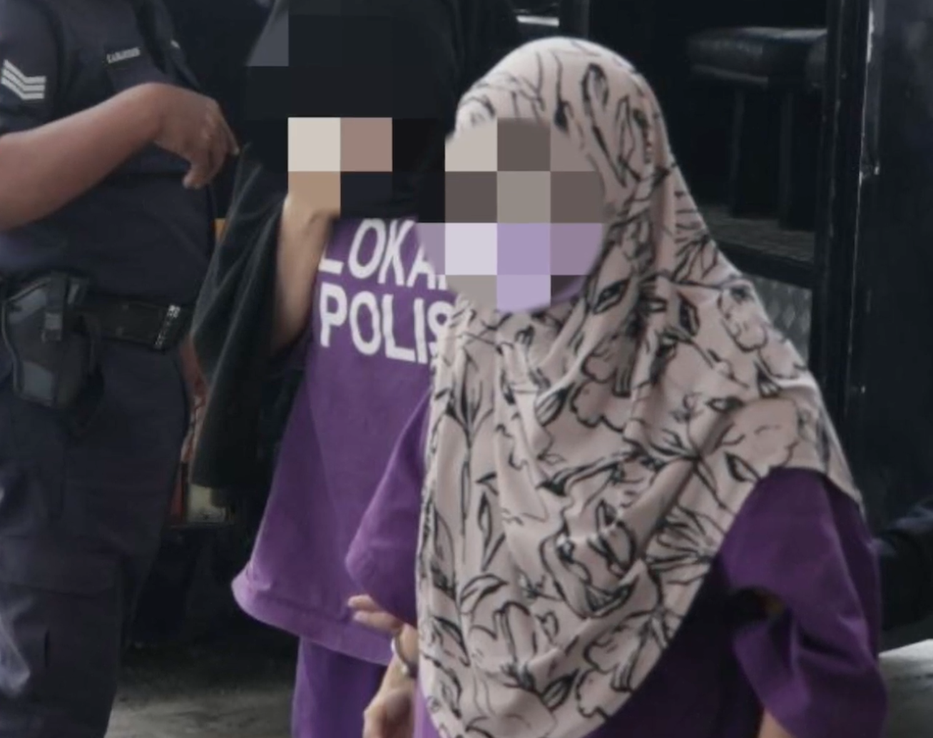 INSIDEN PELAJAR DIREMPUH