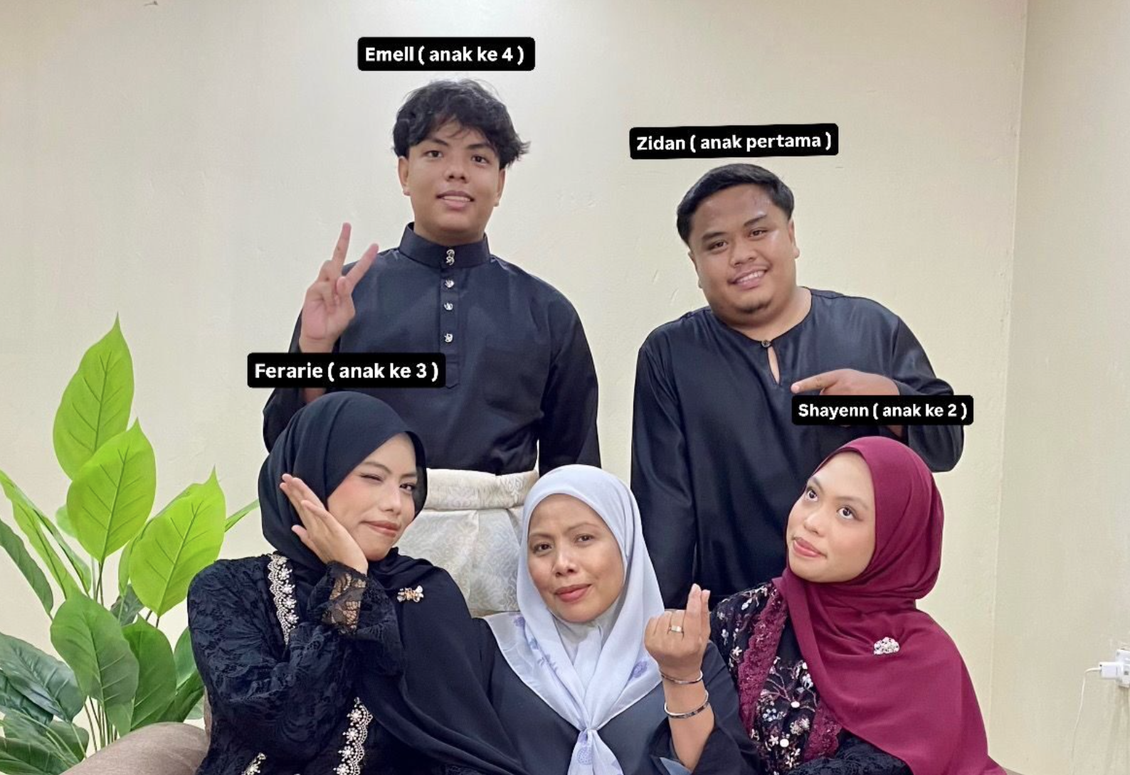 NAMA UNIK