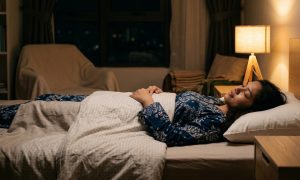 tidur pakai coli