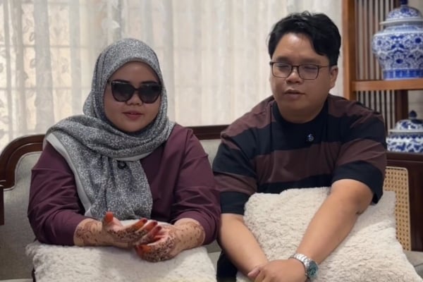 tutup mata