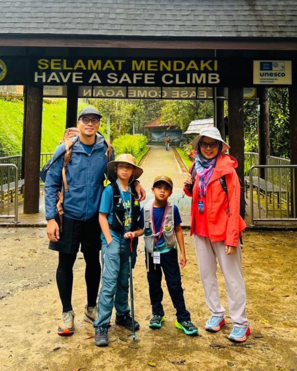 PUNCAK GUNUNG KINABALU
