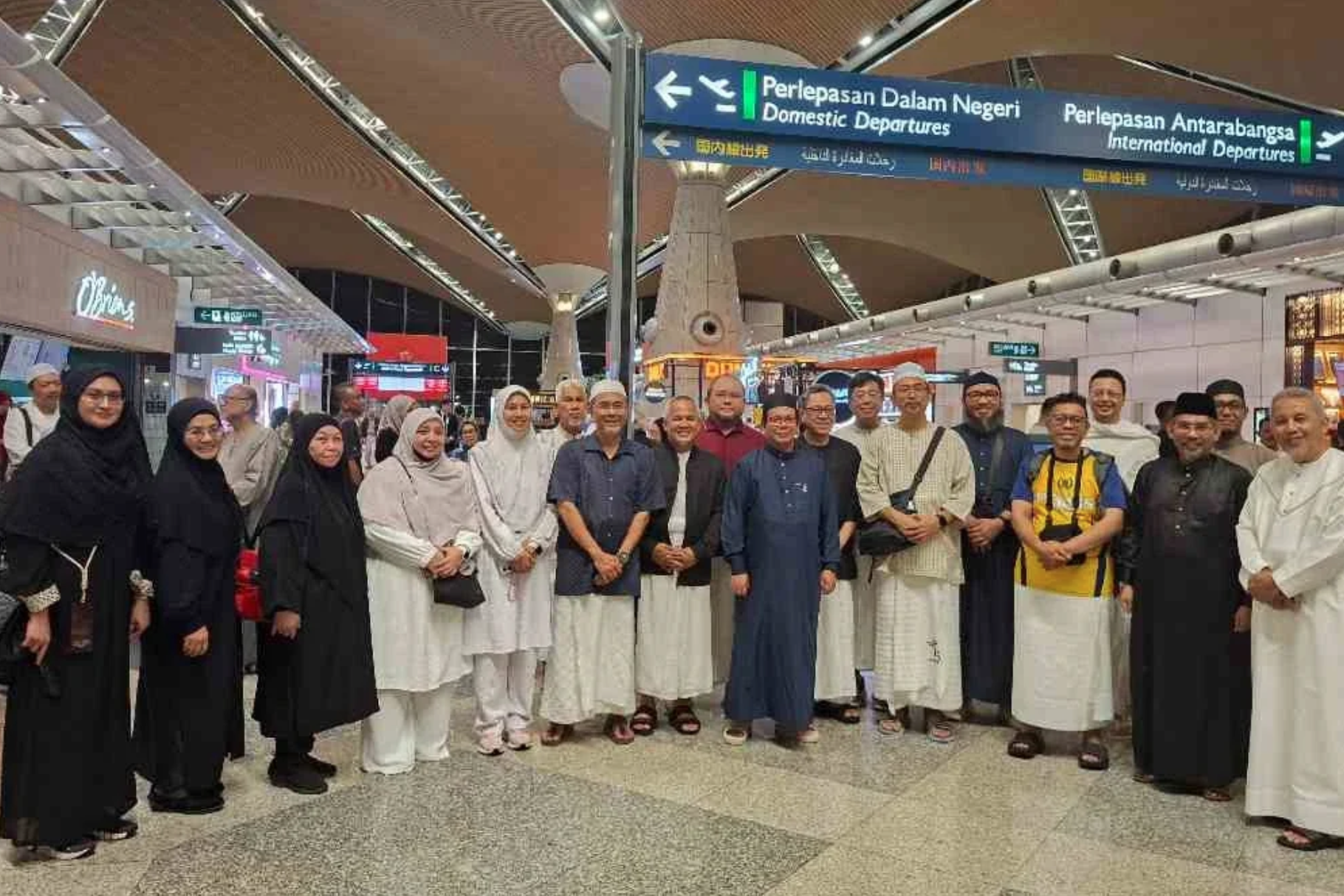 PROGRAM TETAMU RAJA ARAB