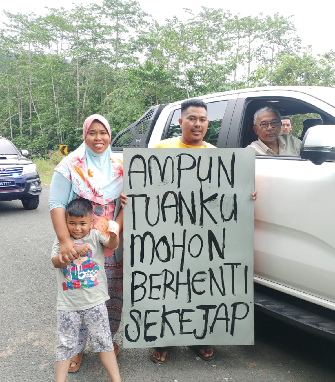 TIANG ELEKTRIK
