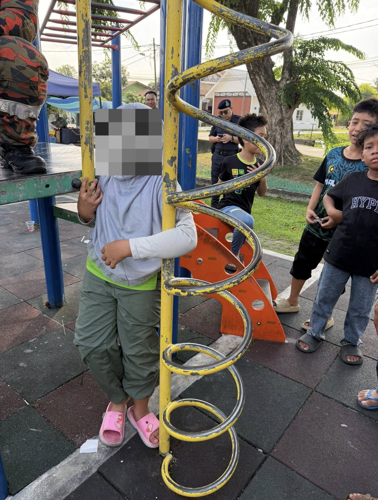 gelung taman permainan