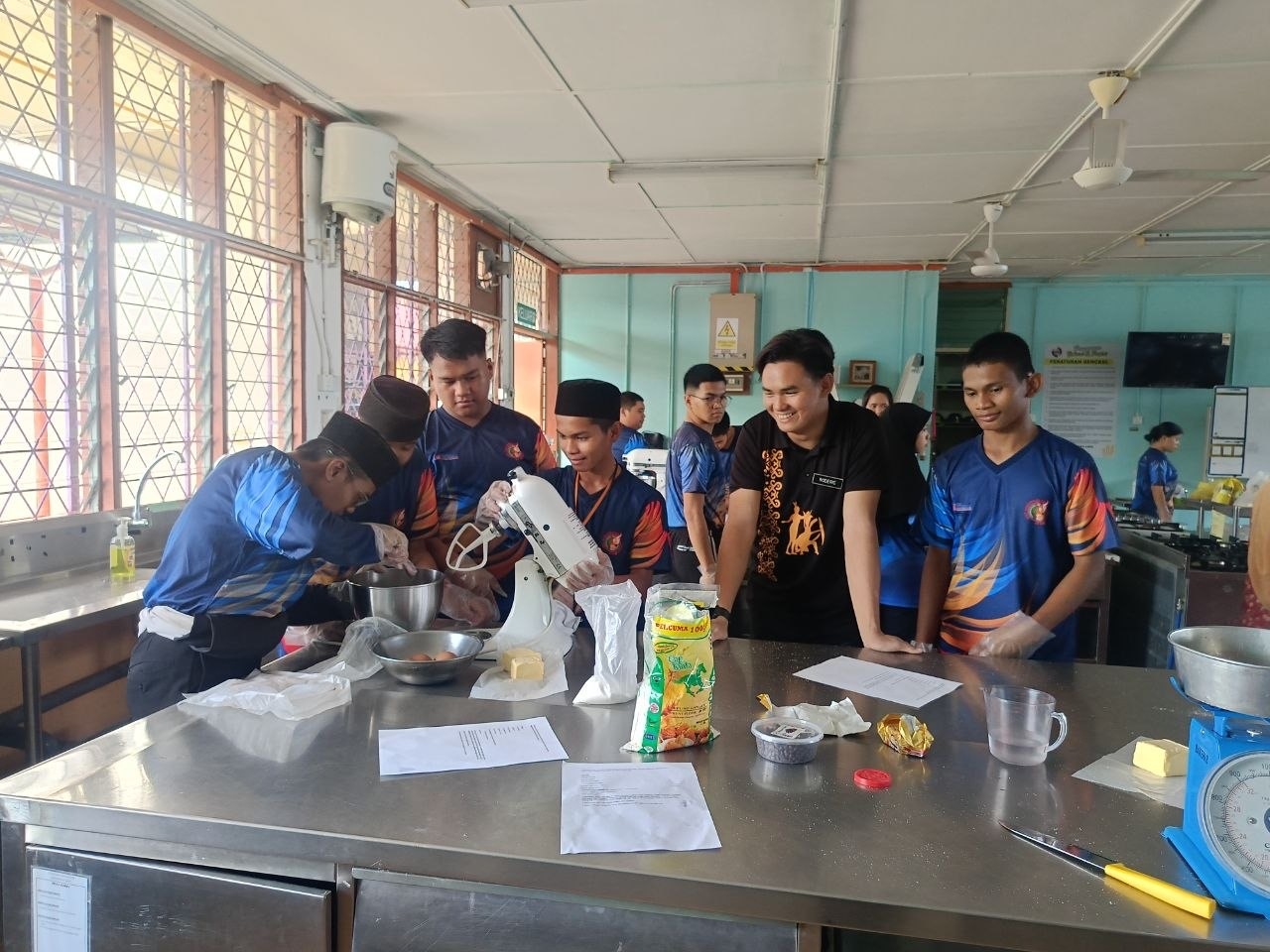 guru pendidikan khas