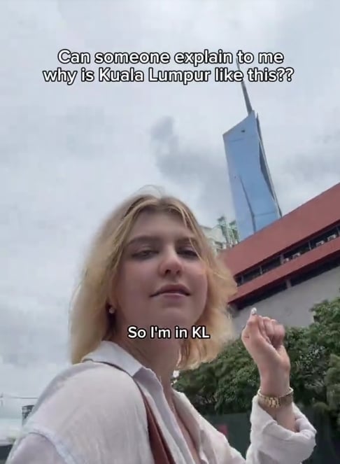 pelancong luar negara 