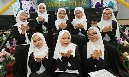 8 kembar