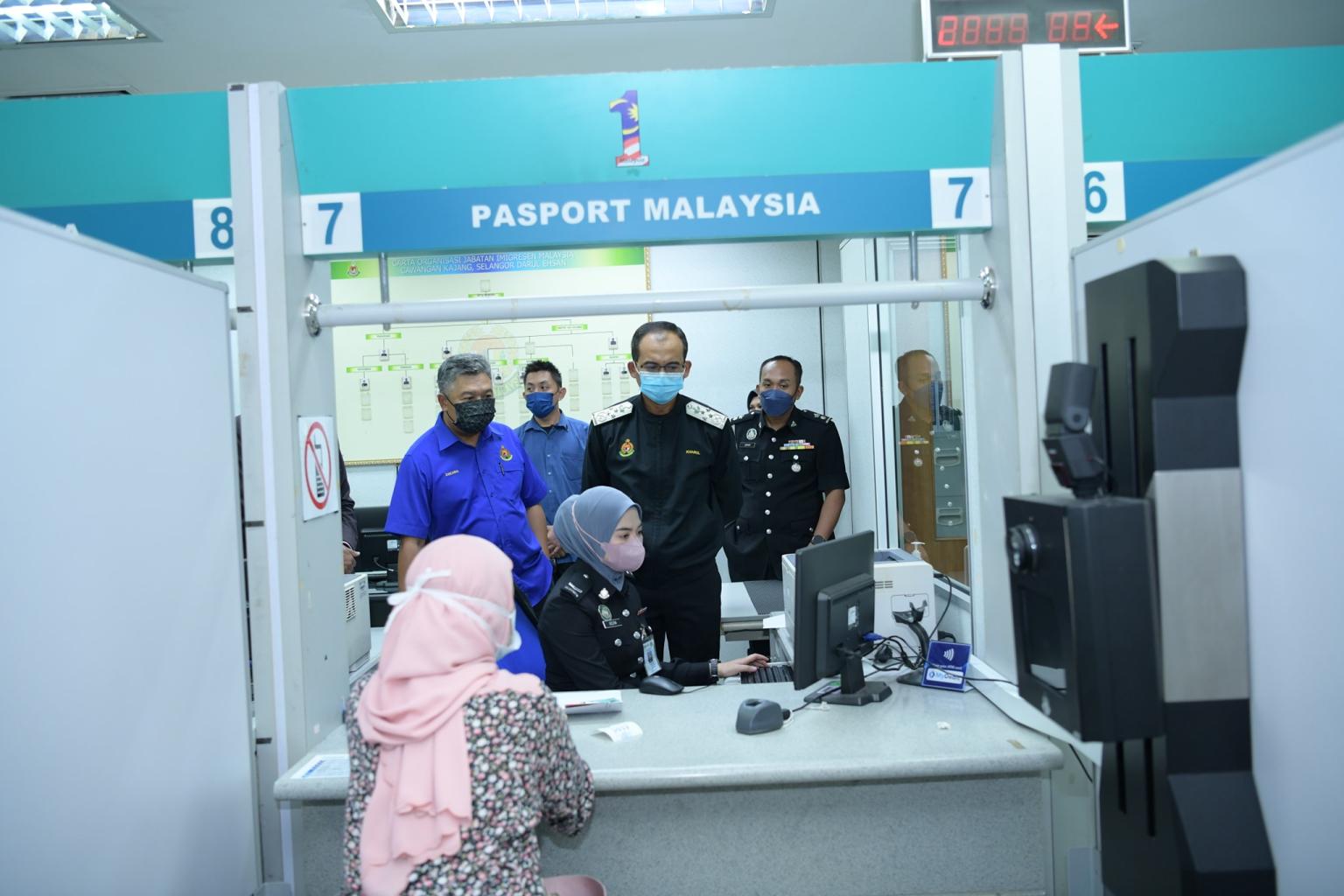 KAUNTER PERKHIDMATAN PASPORT