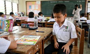 lupa bawa buku