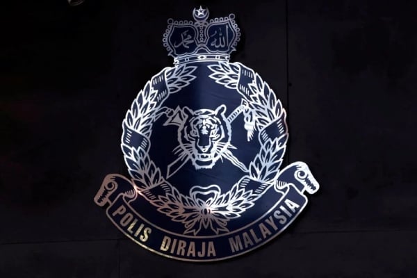 dilanggar lori