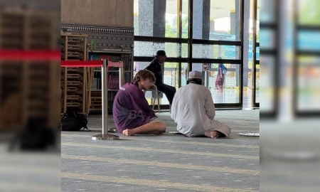 PELANCONG DI MASJID NEGERA