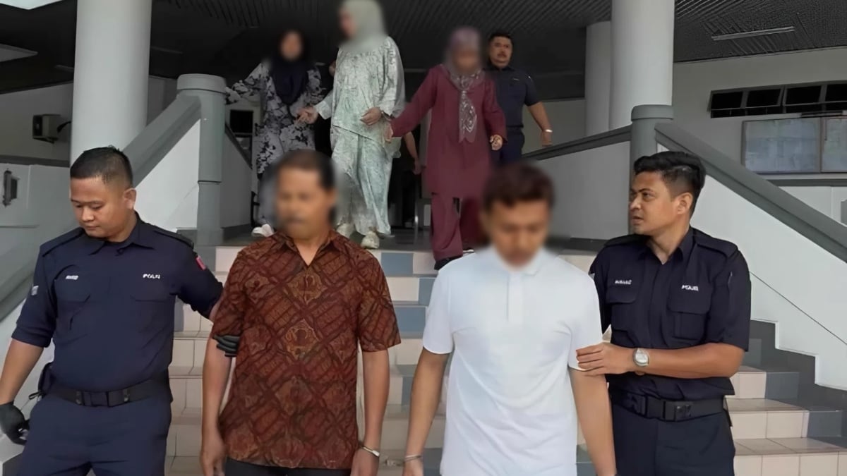 dua keluarga