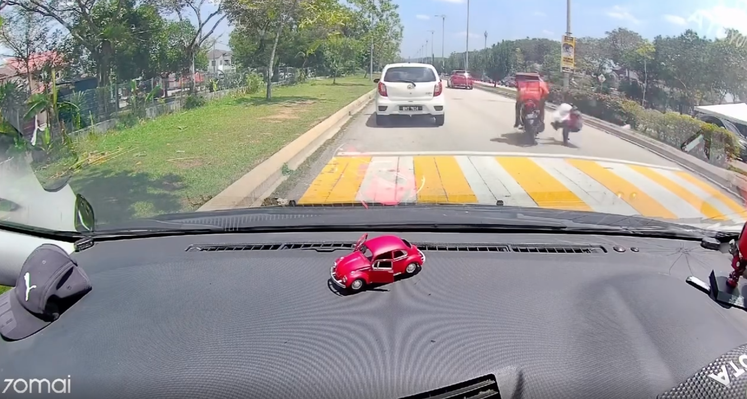 LINTASAN PEJALAN KAKI