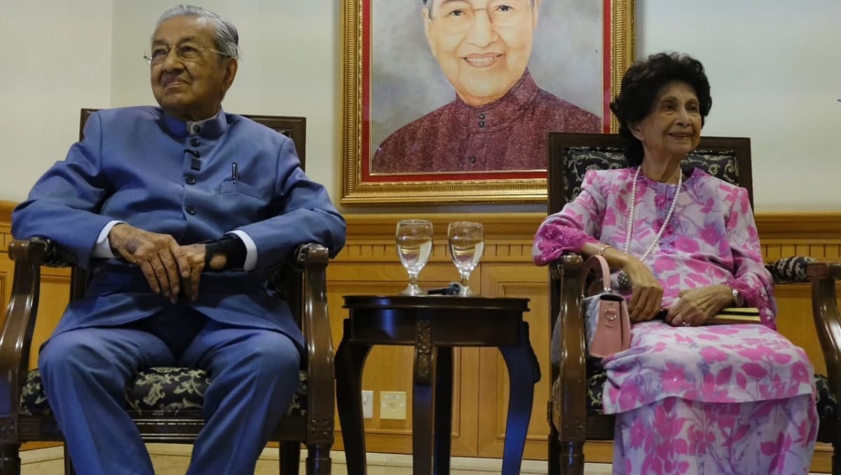 DR SITI HASMAH
