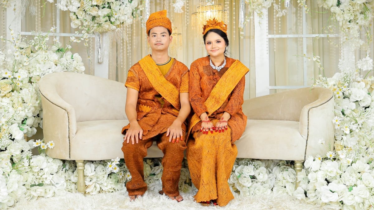 BUSANA PERKAHWINAN