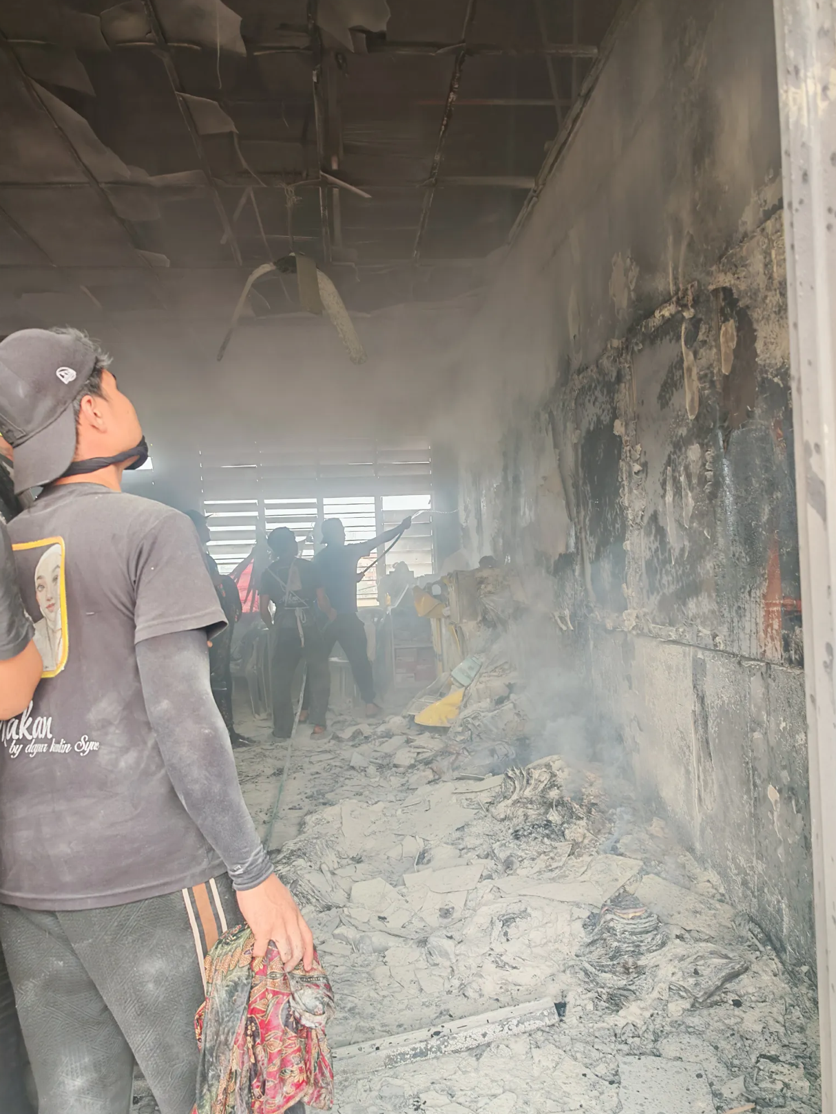 KELAS TERBAKAR