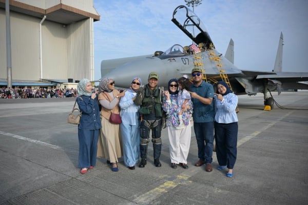 panglima TUDM Jeneral Tan Sri Dato’ Sri Haji Muhamad Norazlan Aris