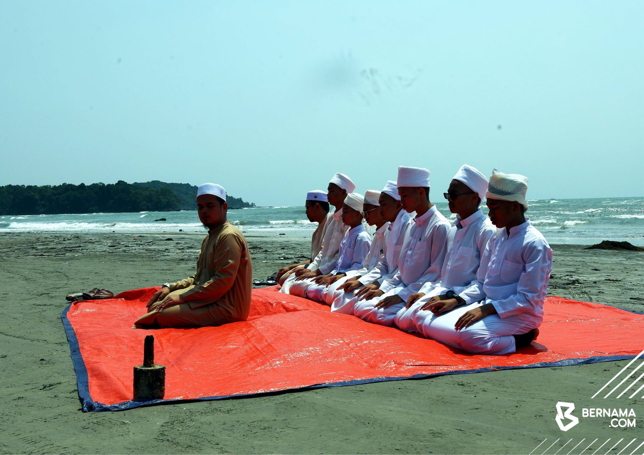 PELAJAR TAHFIZ