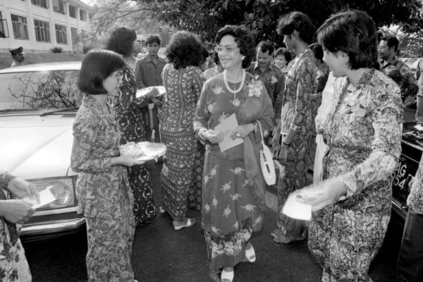 tun dr. hasmah