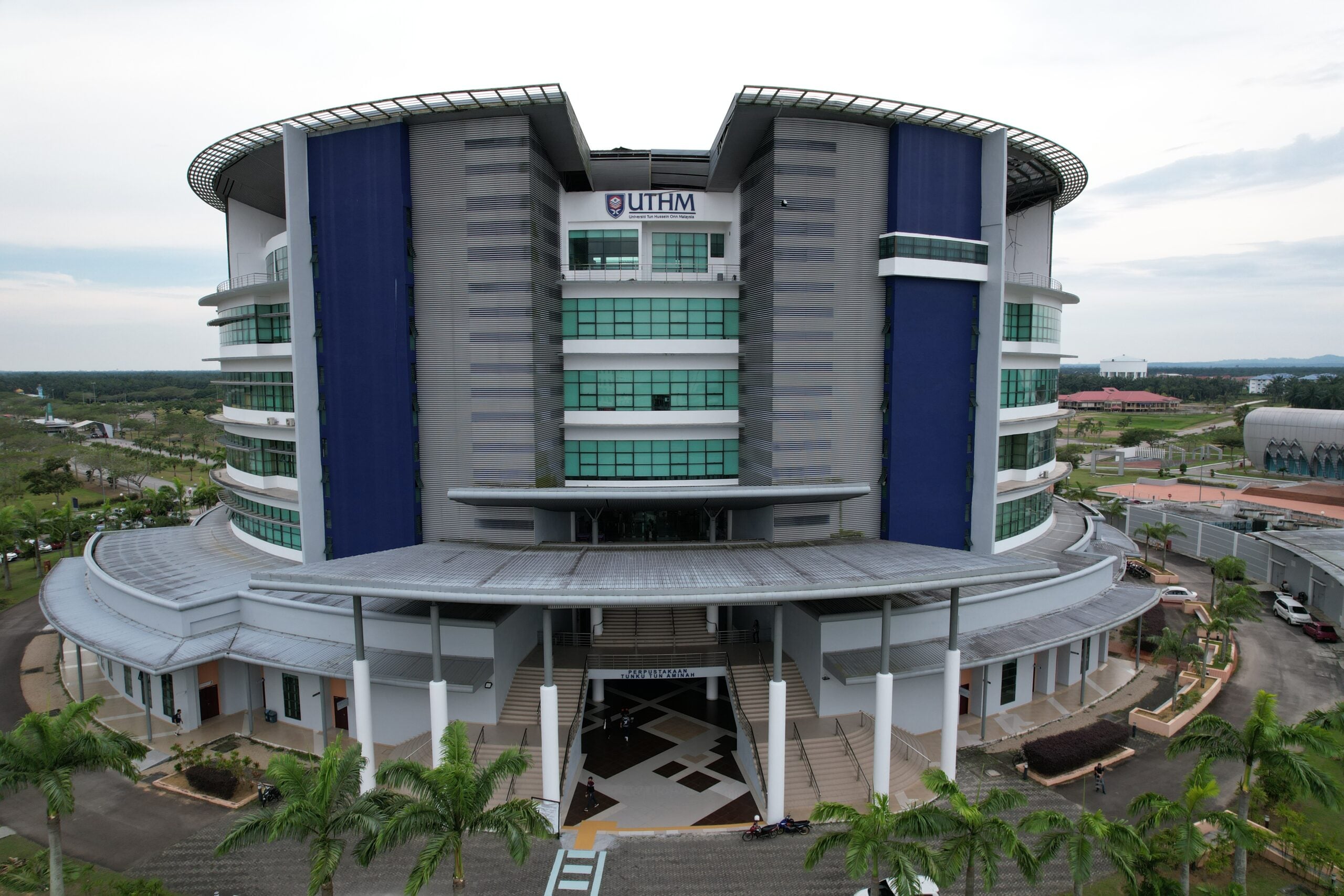 BERADIK KEMBAR
