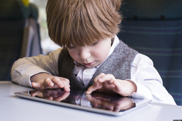 6 Keburukan iPad Kepada Kanak-kanak. Tablet Juga!