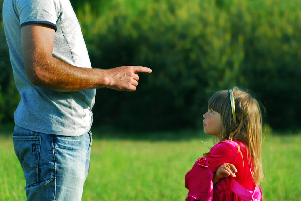 6 Tips Ajar Anak Susah Minta Maaf. Ibu Bapa Cuba Amalkan!