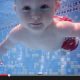 Umur Baru 7 Bulan, Bayi Belajar Berenang Bagai 'Pro'