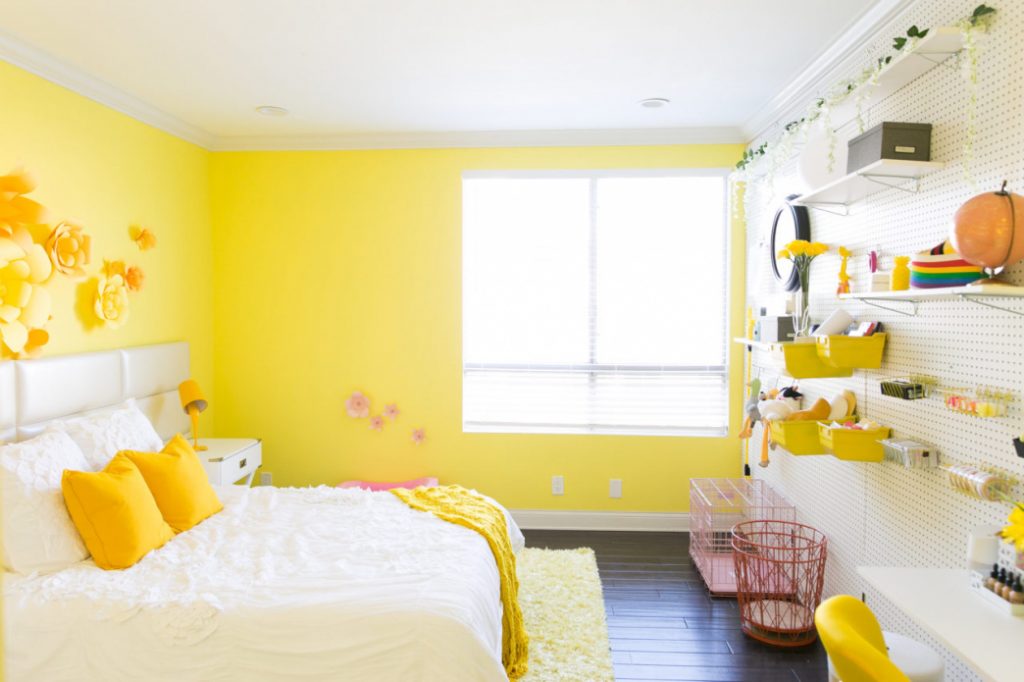 7 Cara Warna Cat Dinding Rumah Mempengaruhi Aura Mood Anda