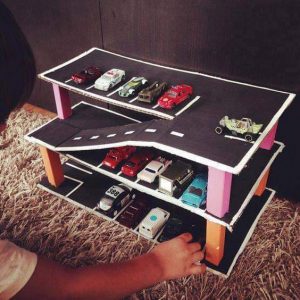 8 Idea DIY Mainan Kereta Daripada Kotak. Anak Lelaki Mesti Suka!